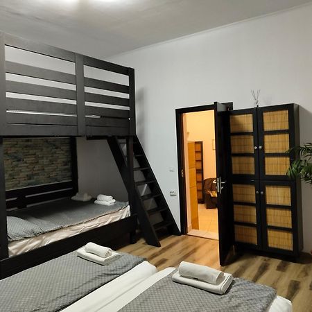 Apartament Corana Орадеа Екстериор снимка